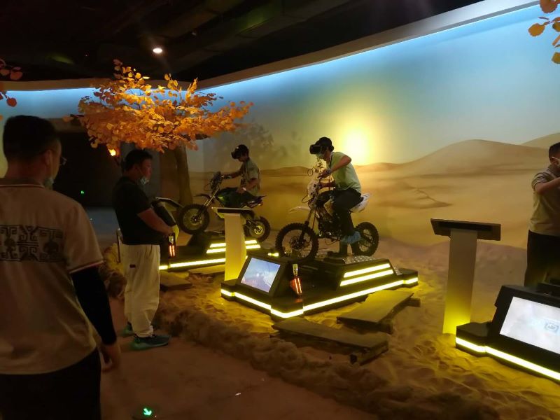 VR賽車(chē)游戲體驗(yàn)場(chǎng)景